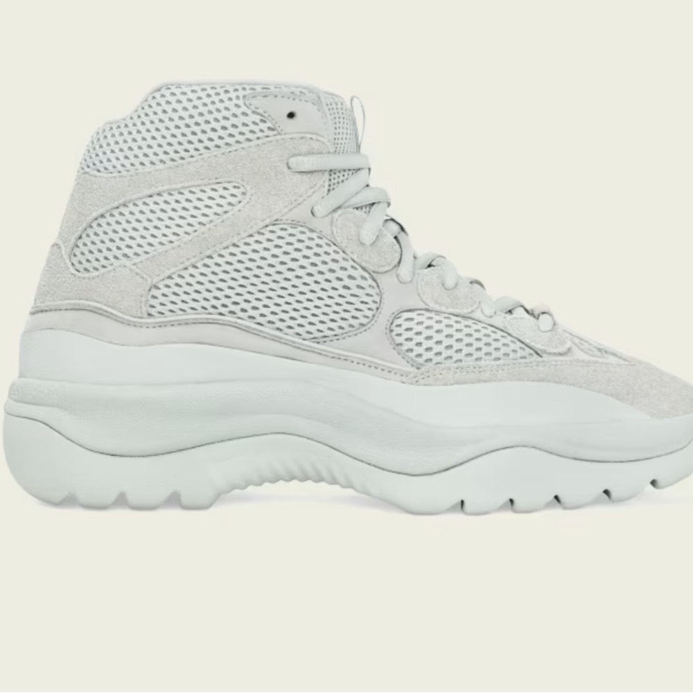 BRAND NEW: YEEZY DESERT BOOT (Hard to Find)